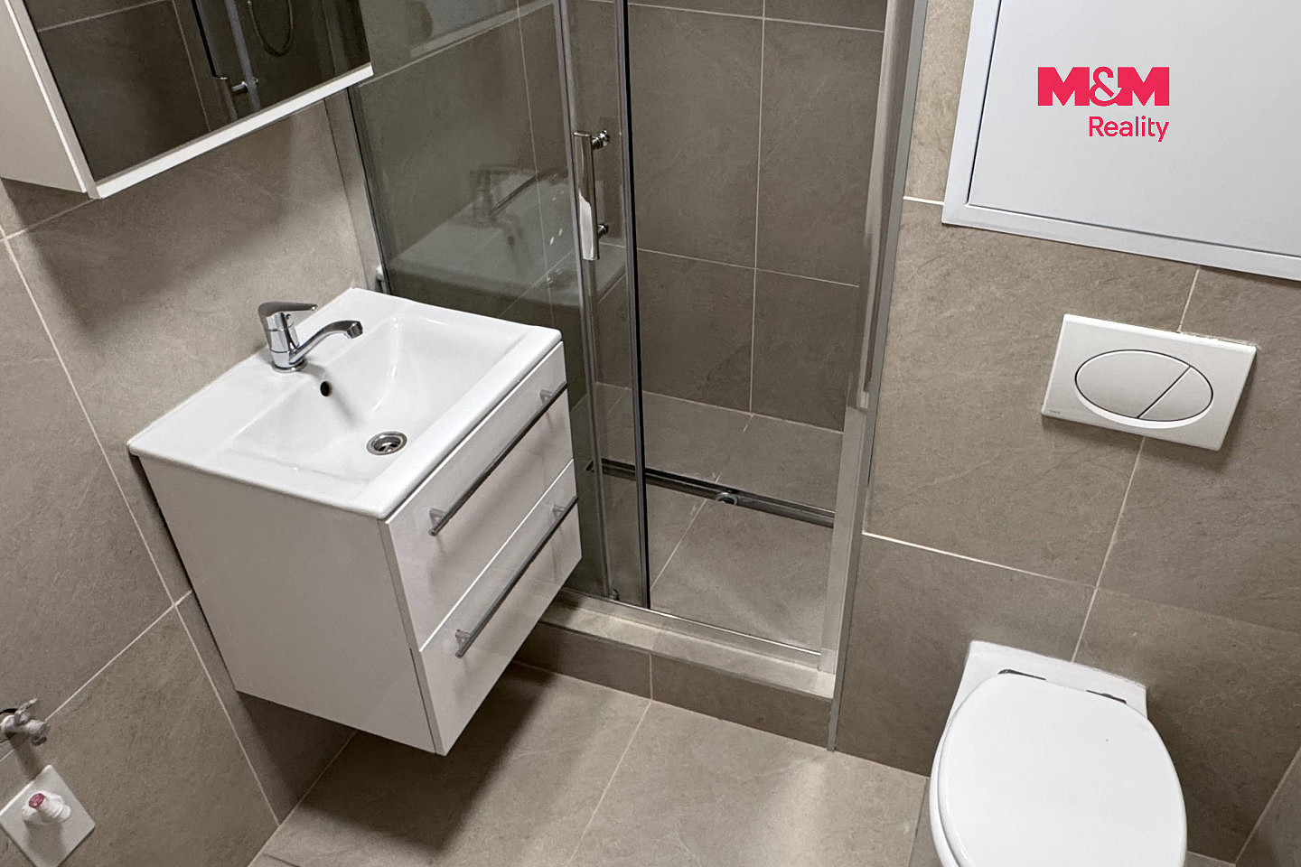 Pronájem bytu 2+kk 42 m² — photo 3