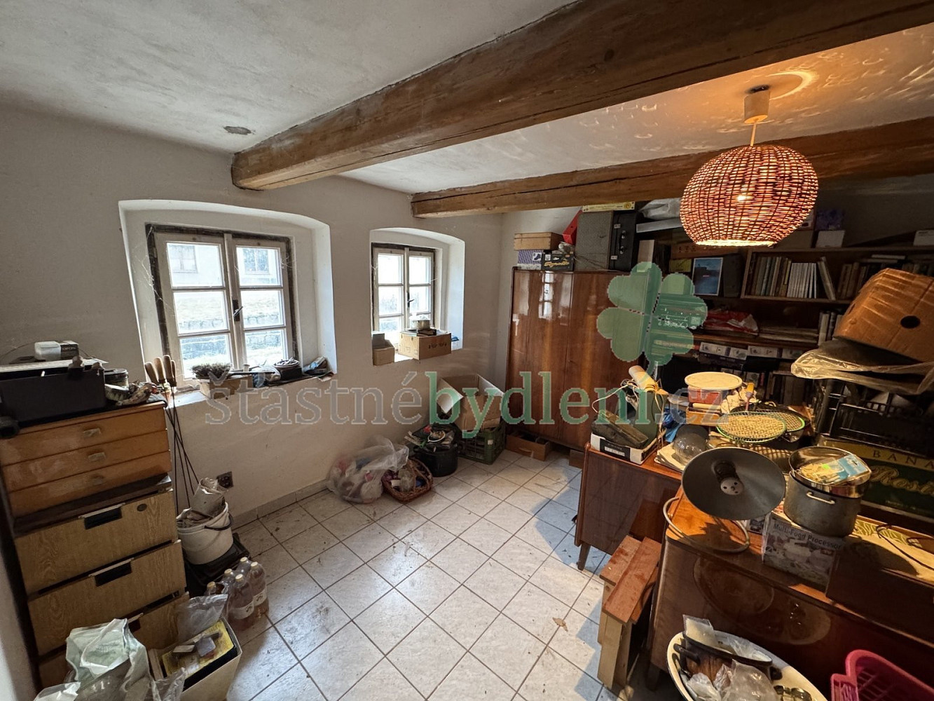 Prodej domu 230 m² s pozemkem 2 028 m² – pohled 2
