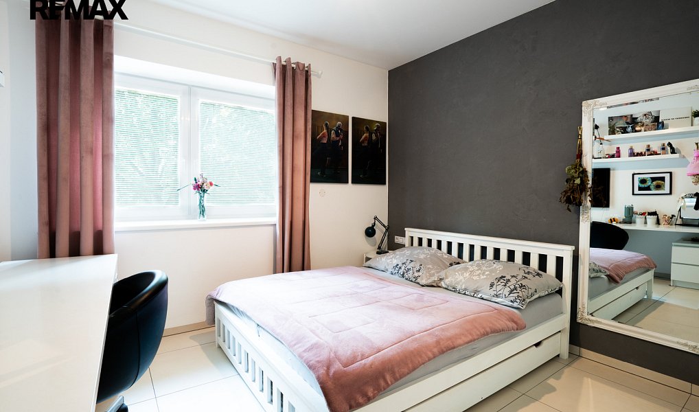 Prodej domu 290 m² s pozemkem 251 m², Kyjov – náhled fotky 9