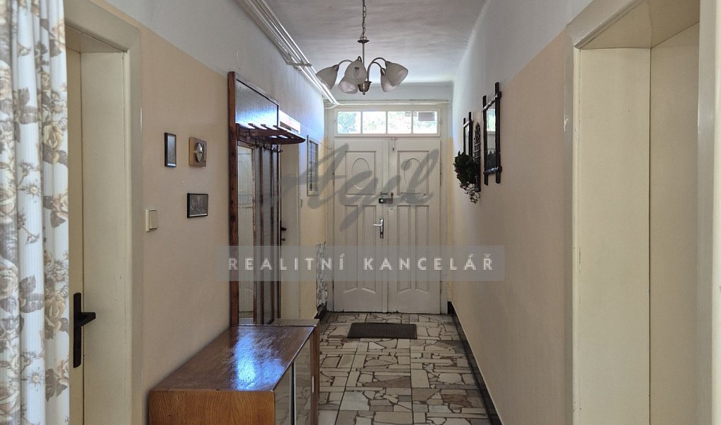 Prodej domu 256 m² s pozemkem 256 m², Šlapanice – náhled fotky 11