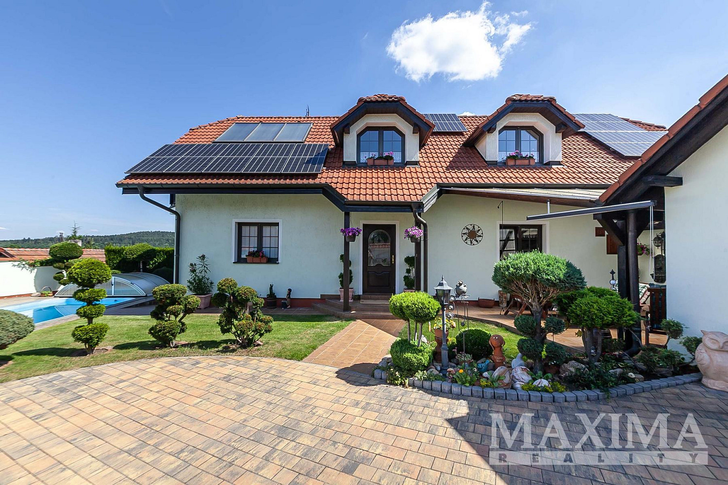 Prodej domu 245 m² s pozemkem 773 m² — photo 2