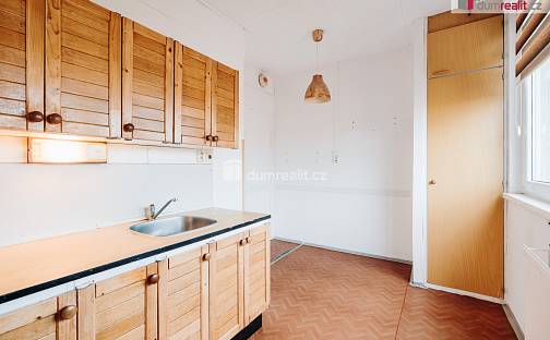 Prodej bytu 3+1 68 m², Na Valtické, Břeclav - Charvátská Nová Ves