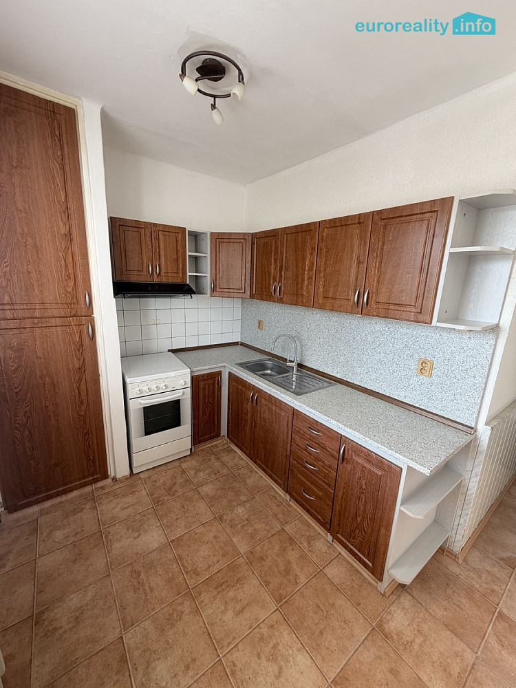 Pronájem bytu 2+1 60 m² – fotografie 2