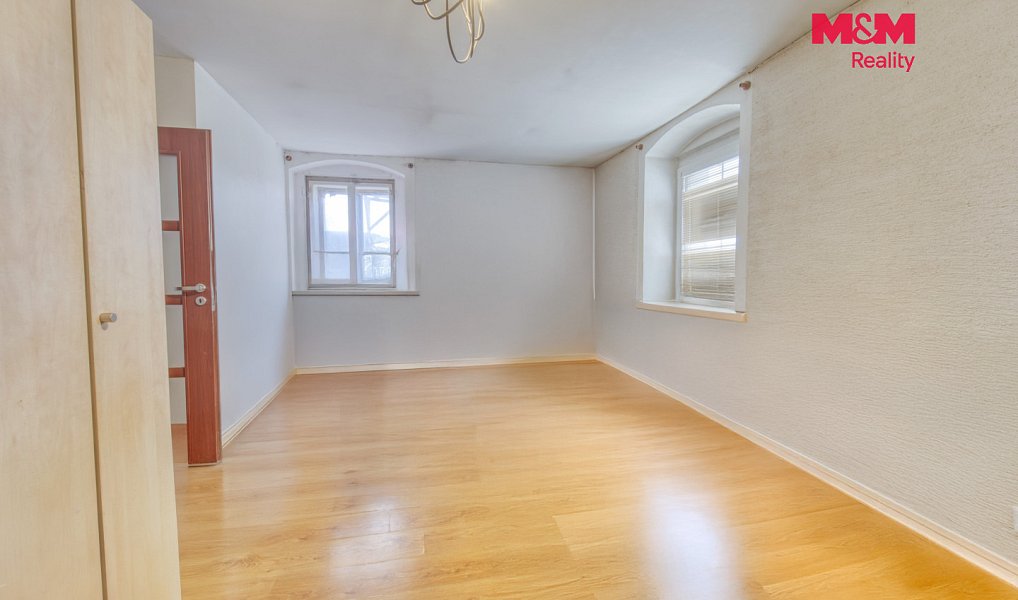 Prodej domu 189 m² s pozemkem 197 m², Králův Dvůr – náhled fotky 19
