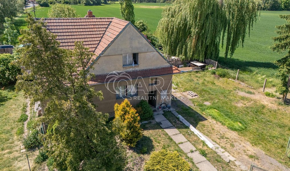Prodej domu 274 m² s pozemkem 941 m², Kropáčova Vrutice – náhled fotky 3