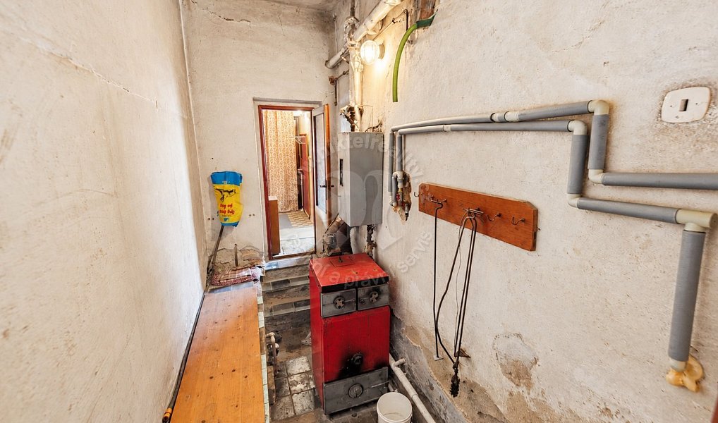Prodej domu 327 m² s pozemkem 1 179 m², Žižice – náhled fotky 21