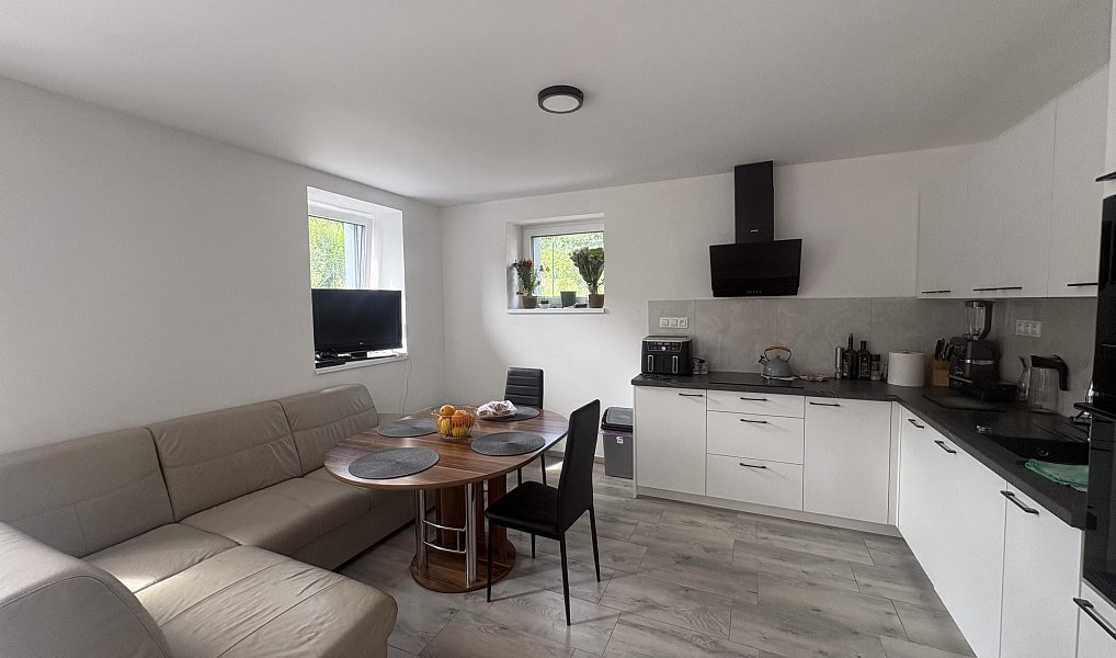 Prodej domu 300 m² s pozemkem 632 m², Nová Paka – náhled fotky 19