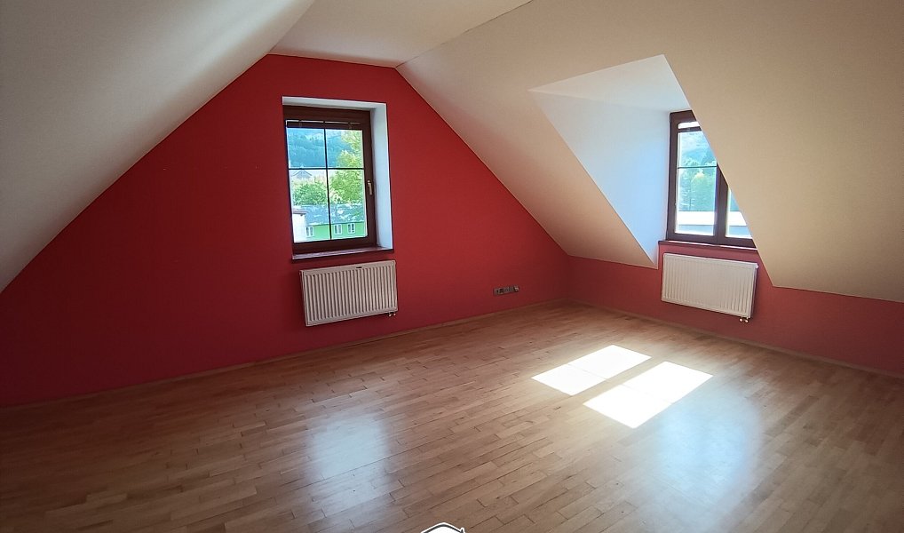 Prodej bytu 4+kk 111 m², Hejnice – náhled fotky 4