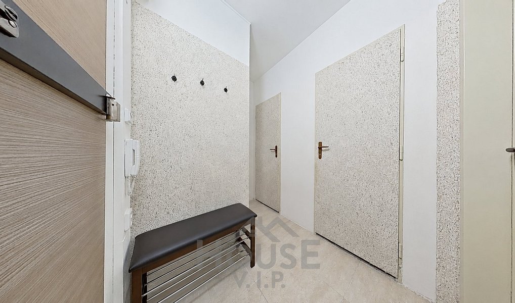 Prodej bytu 1+1 30 m², Praha – náhled fotky 9