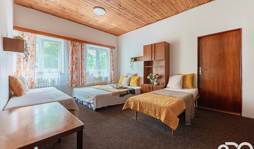 Prodej ubytovacího objektu 906 m², Rokytnice nad Jizerou – náhled fotky 38