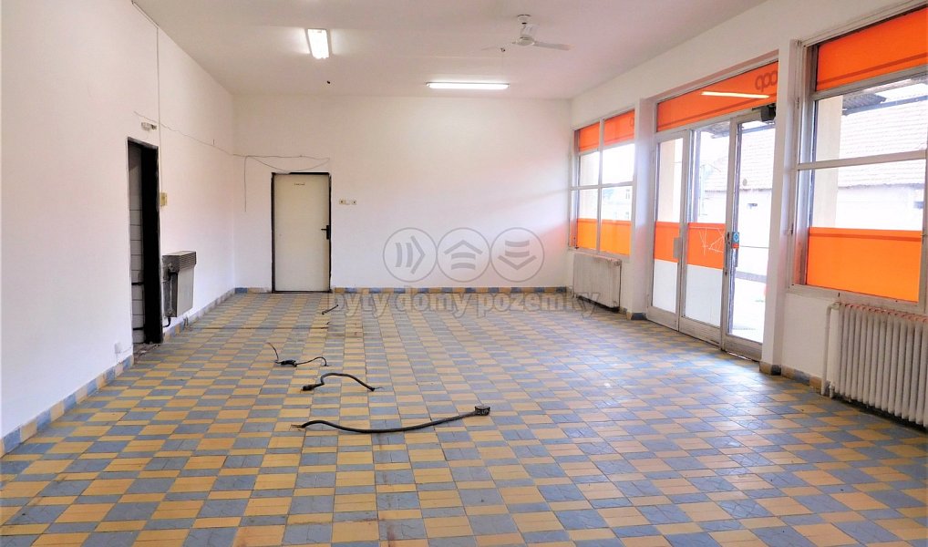 Prodej obchodních prostor 280 m², Měcholupy – náhled fotky 7