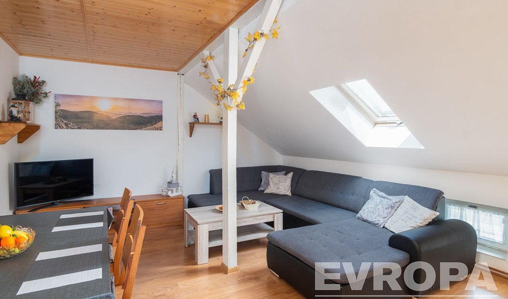 Prodej bytu 4+kk 99 m², Černý Důl – náhled fotky 4