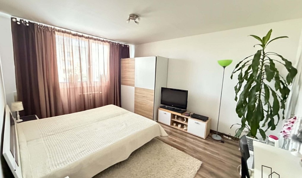 Pronájem bytu 3+1 72 m², Znojmo – náhled fotky 2