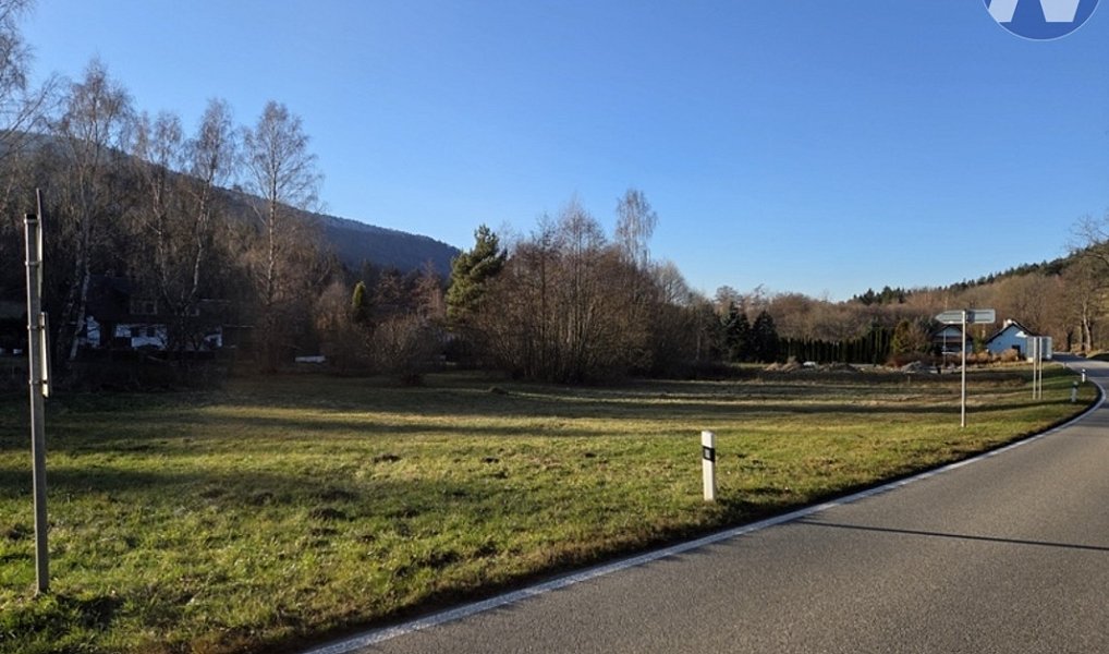 Prodej stavebního pozemku 1 704 m², Chroboly – náhled fotky 5