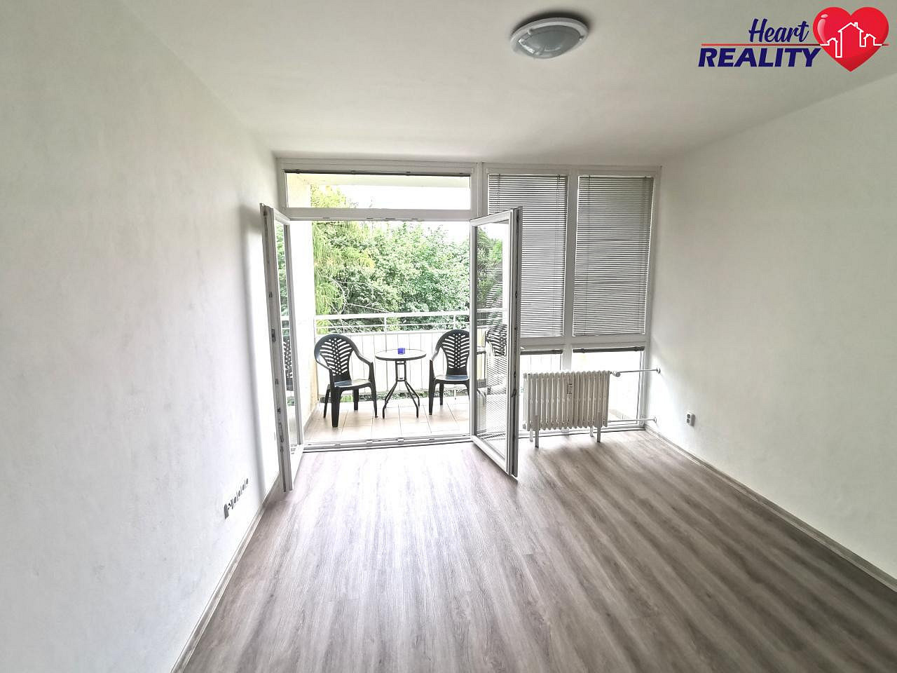 Pronájem bytu 1+kk 24 m² – fotografie 4