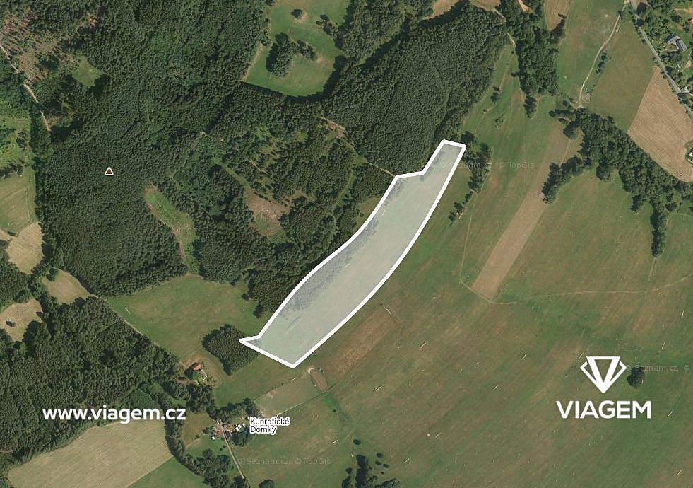 Prodej pole 6 427 m²