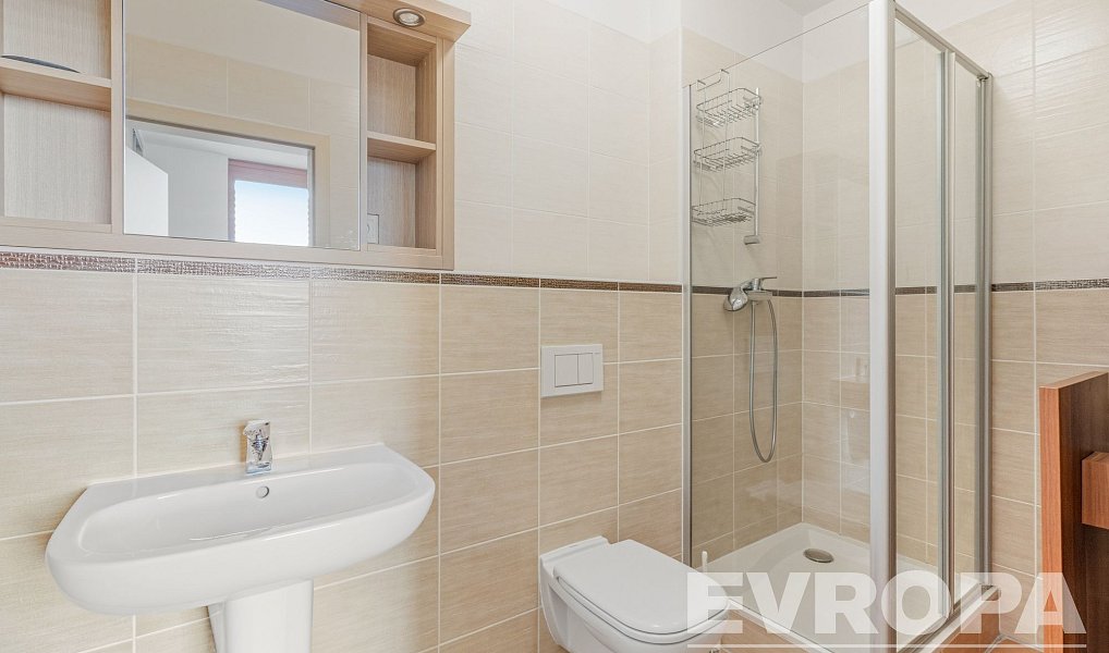 Prodej bytu 4+kk 143 m², Praha – náhled fotky 16