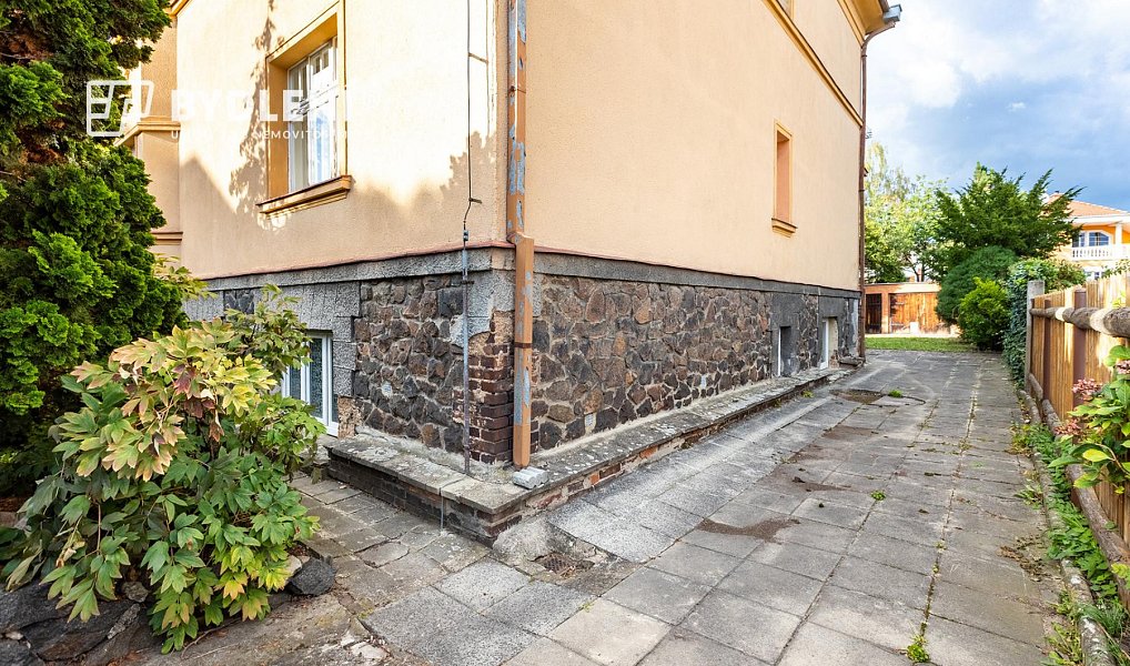 Prodej domu 360 m² s pozemkem 587 m², Novosedlice – náhled fotky 24