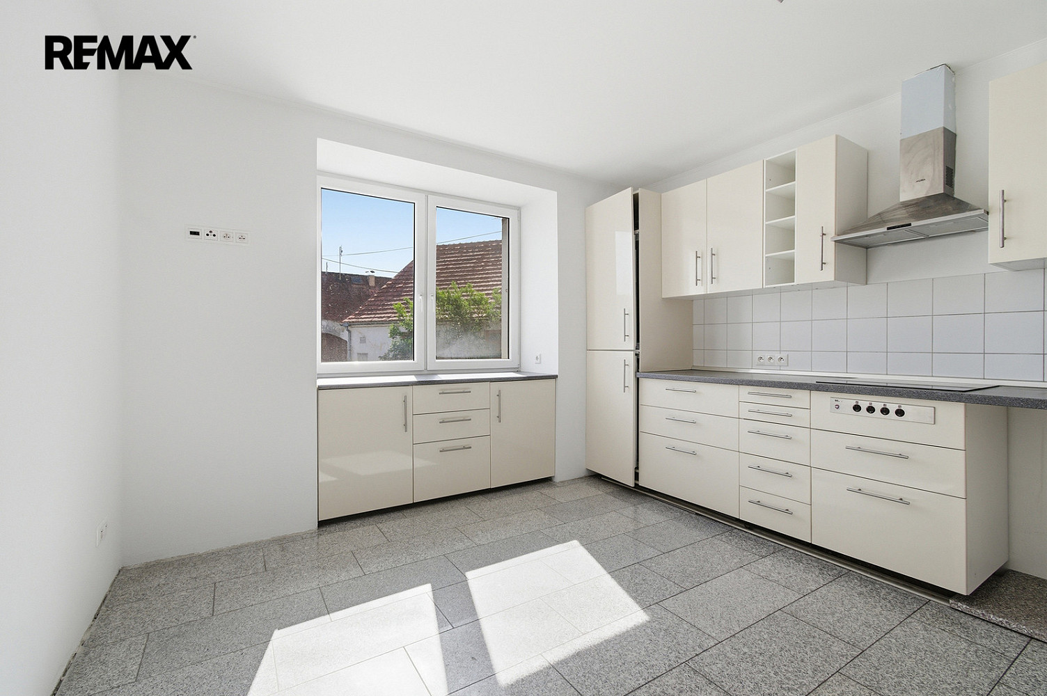 Prodej domu 250 m² s pozemkem 749 m² – další
