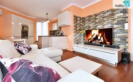 Prodej bytu 4+kk 93 m², Nademlejnská, Praha 9 - Hloubětín