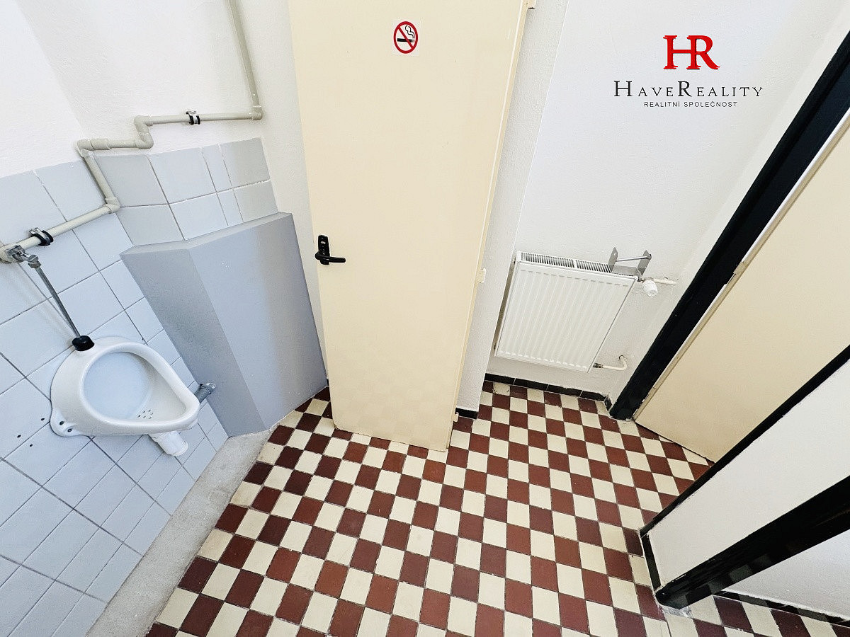 Pronájem kanceláře 37 m² – fotografie 5