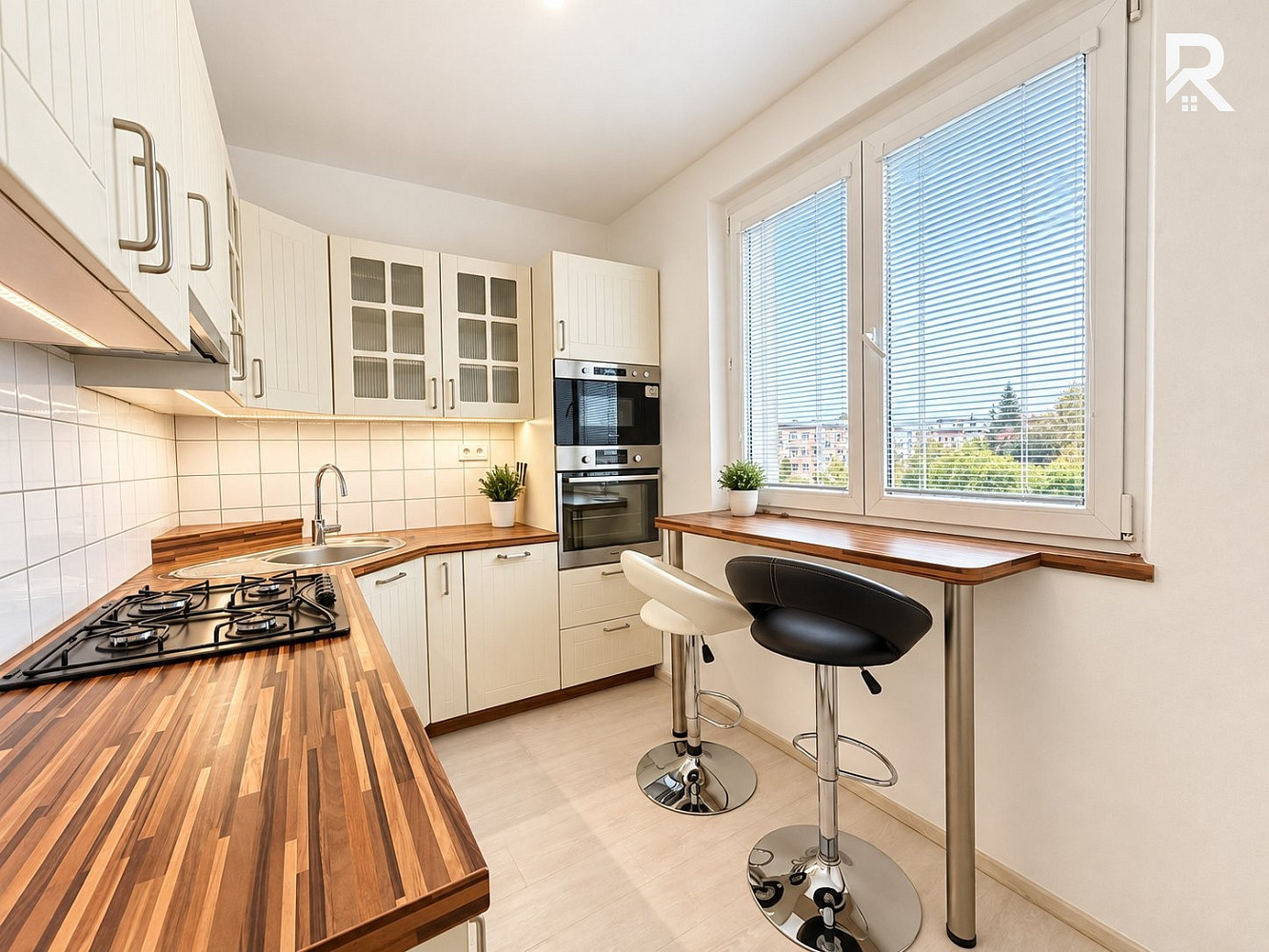 Pronájem bytu 2+1 52 m²