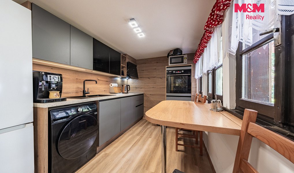 Prodej chaty/chalupy 100 m² s pozemkem 1 040 m², Lštění – náhled fotky 2