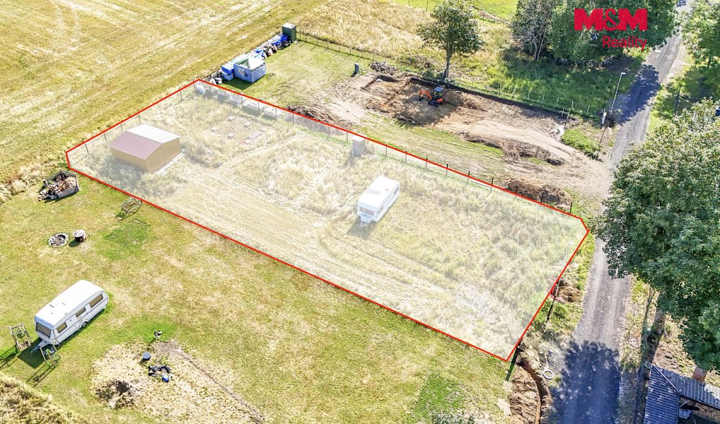 Prodej stavebního pozemku 971 m², Mnichov – náhled fotky 2