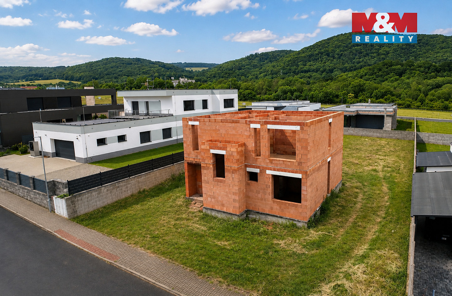 Prodej domu 159 m² s pozemkem 921 m² — photo 2