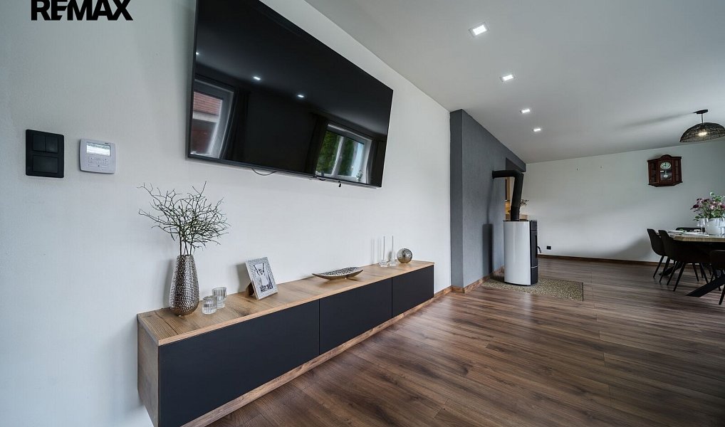 Prodej domu 290 m² s pozemkem 671 m², Ratíškovice – náhled fotky 30