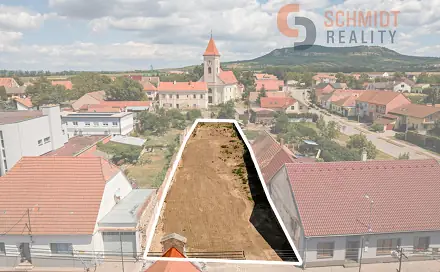 Prodej stavebního pozemku 570 m², Hlavní, Dolní Dunajovice, okres Břeclav