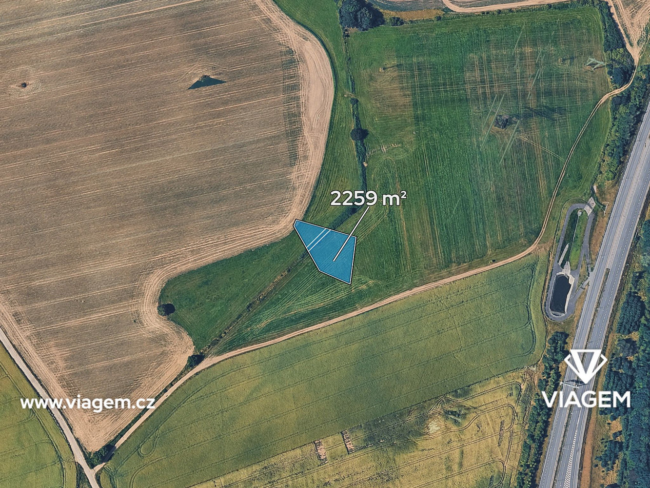 Prodej pole 1 255 m² – fotografie 2