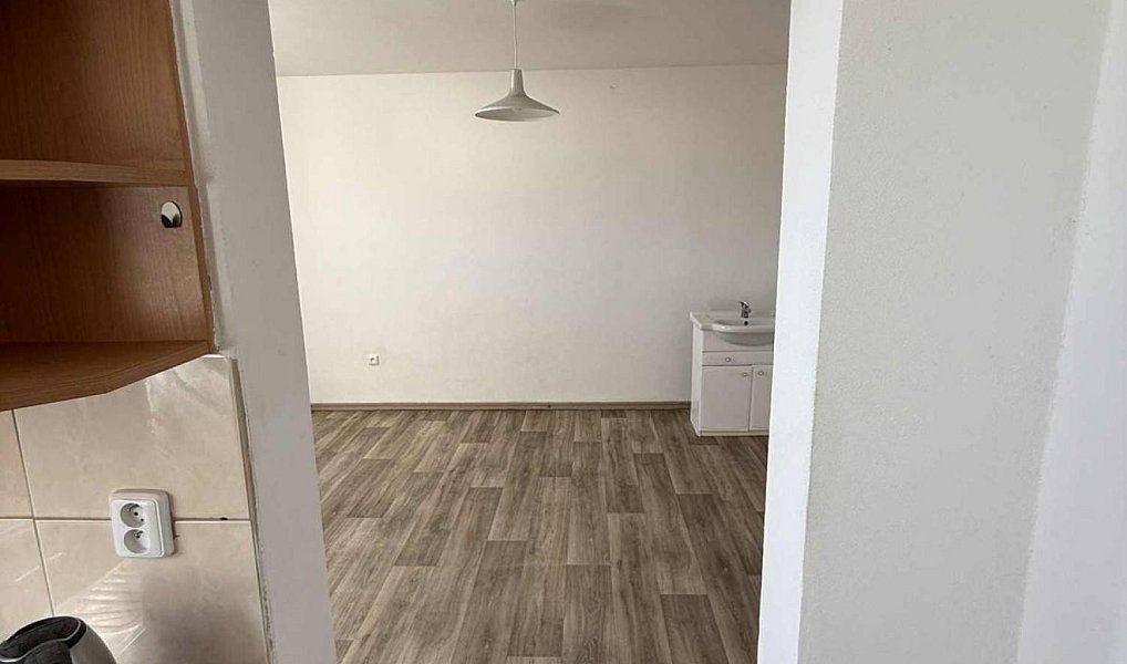 Prodej bytu 2+1 54 m², Zastávka – náhled fotky 6