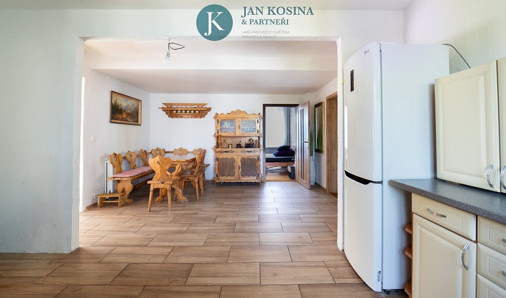 Prodej domu 235 m² s pozemkem 783 m², Budyně nad Ohří – náhled fotky 4