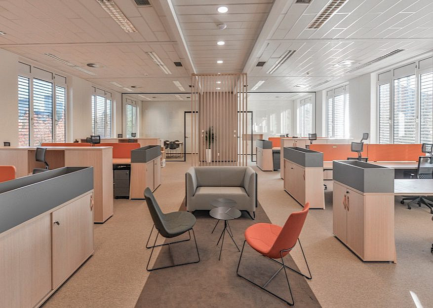 Pronájem kanceláře 251 m² – fotografie 3
