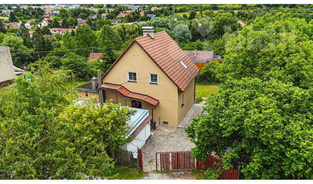 Prodej domu 181 m² s pozemkem 678 m², Statenice – náhled fotky 3