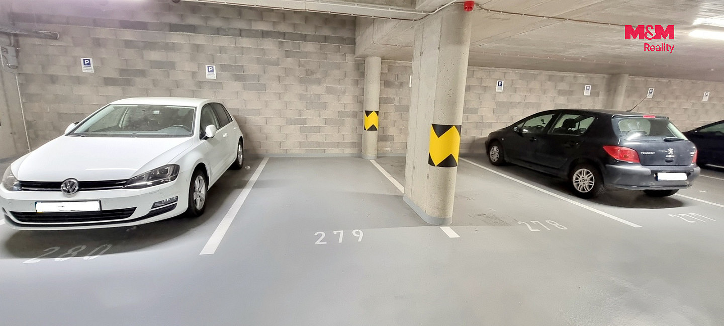 Pronájem, garážové stání, Praha 4-Modřany, ul. Mezi vodami – fotografie 2