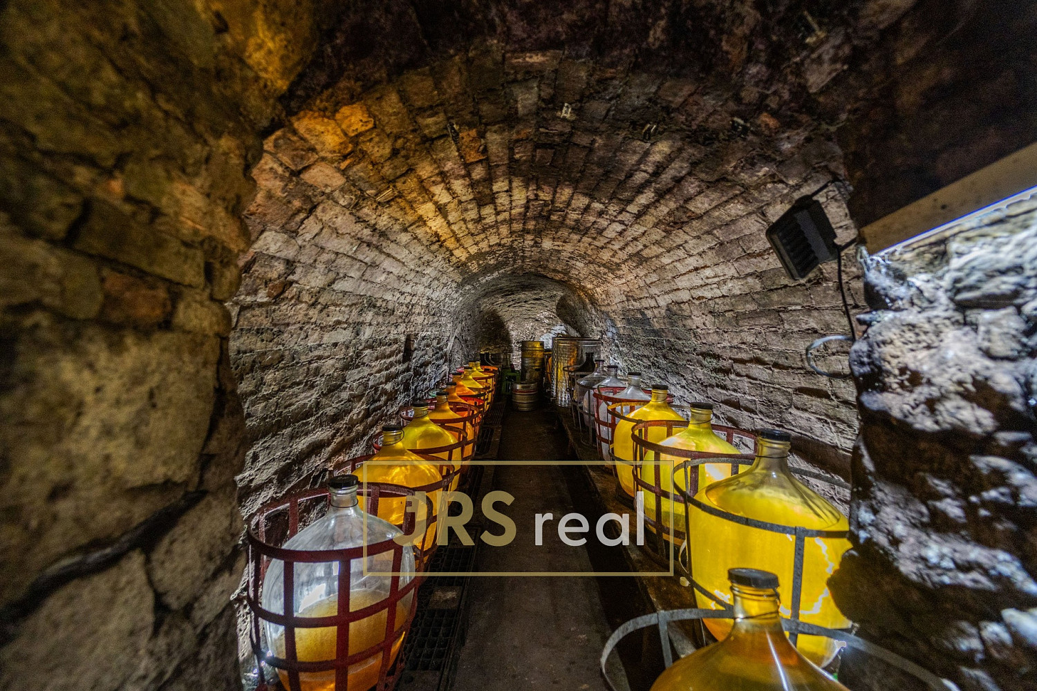 Prodej vinného sklepa 80 m2, vlkoš — photo 5
