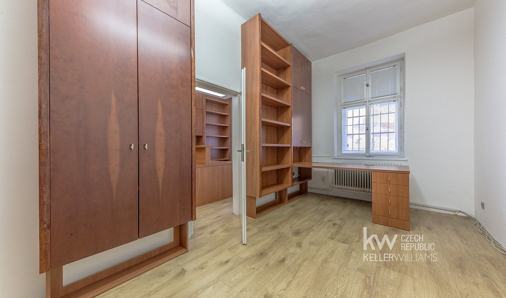 Pronájem obchodních prostor 270 m², Praha – náhled fotky 9
