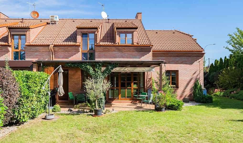 Prodej domu 175 m² s pozemkem 527 m², Dobřejovice – náhled fotky 23