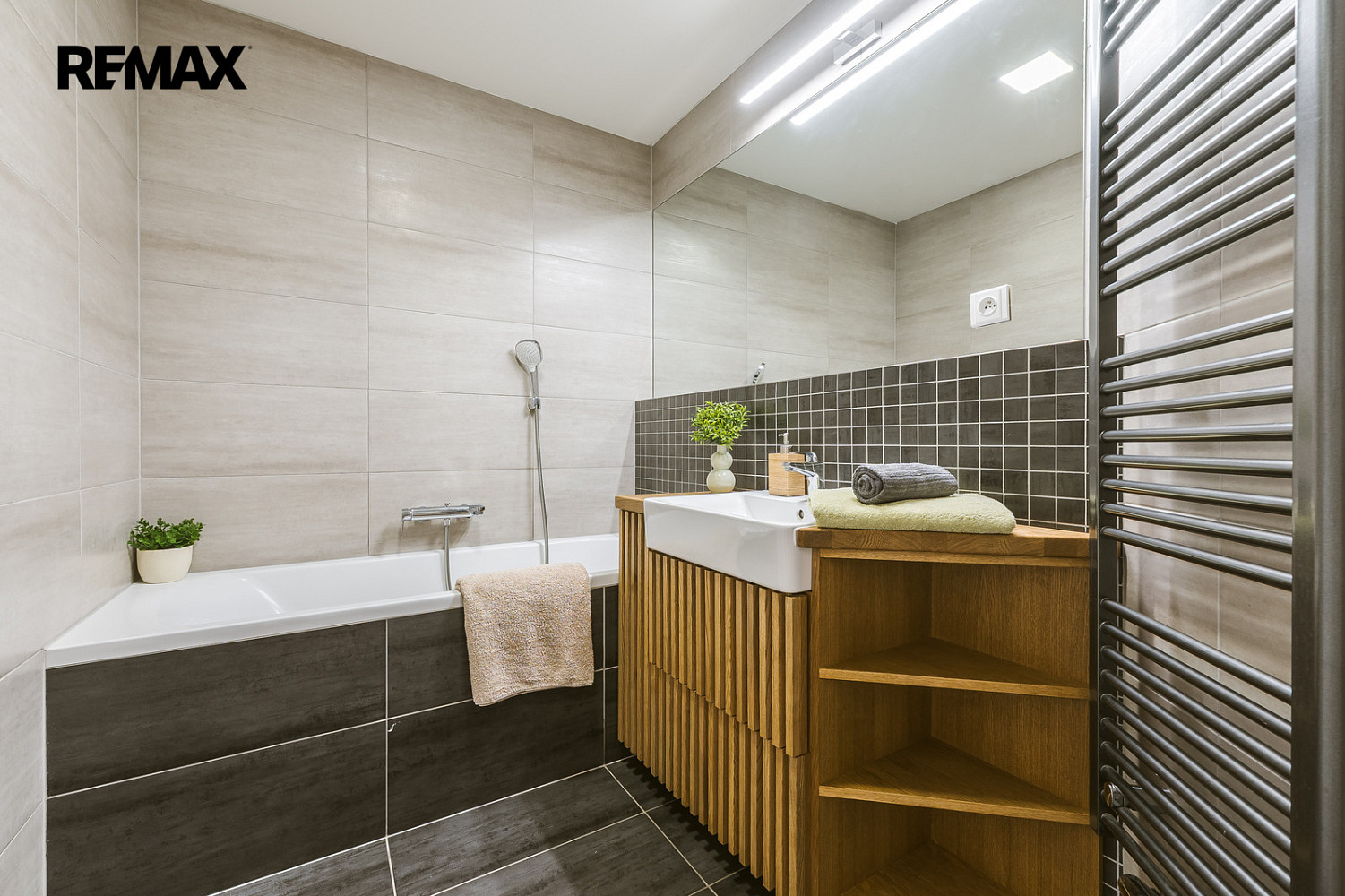 Prodej bytu 3+kk 73 m² — photo 3