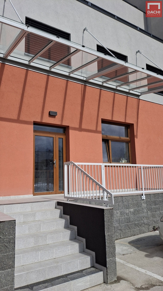 Pronájem obchodních prostor 85 m² — photo 4