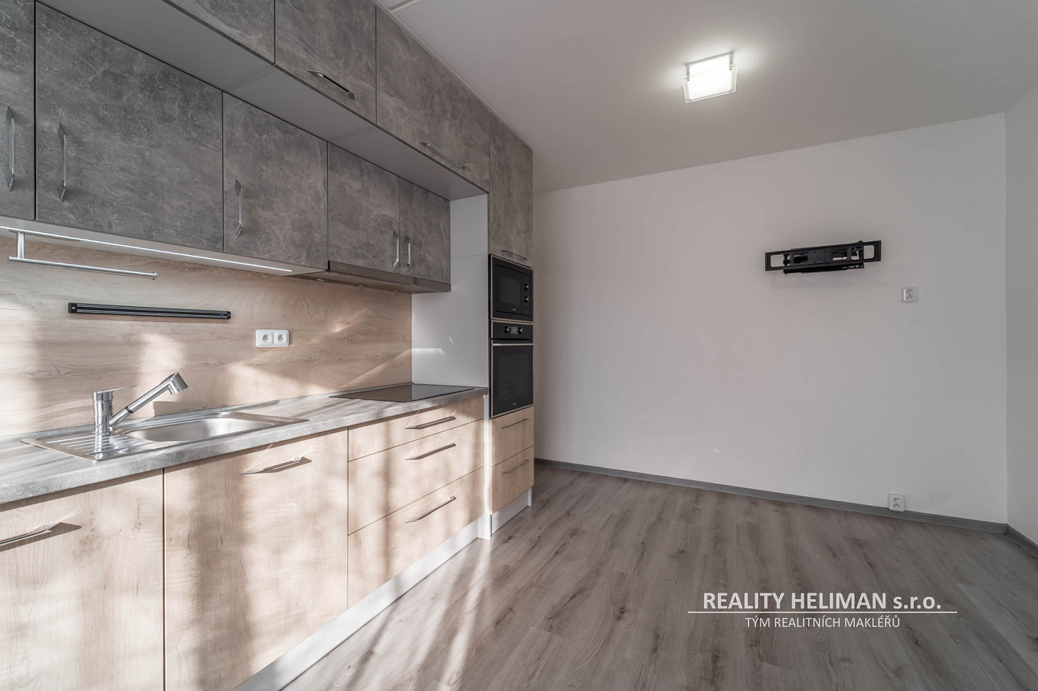 Prodej bytu 2+1 61 m² — photo 3