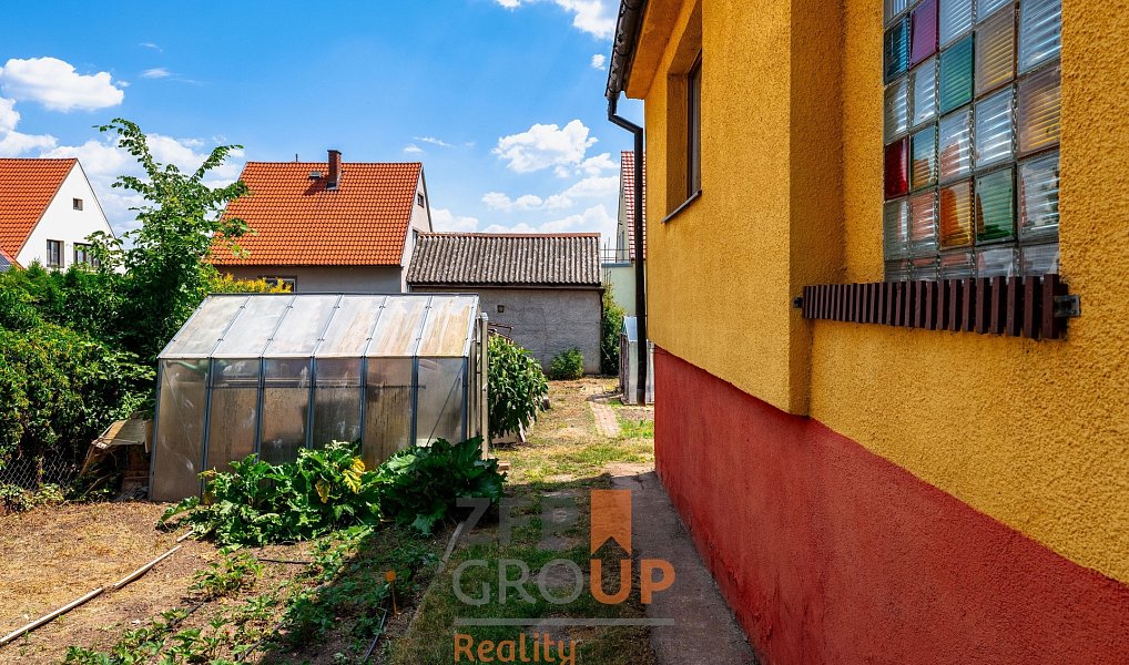 Prodej domu 165 m² s pozemkem 596 m², Straškov-Vodochody – náhled fotky 8
