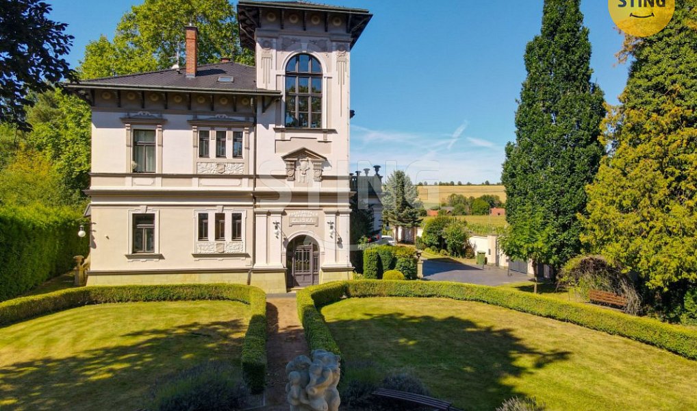 Prodej domu 700 m² s pozemkem 3 228 m², Luže – náhled fotky 3