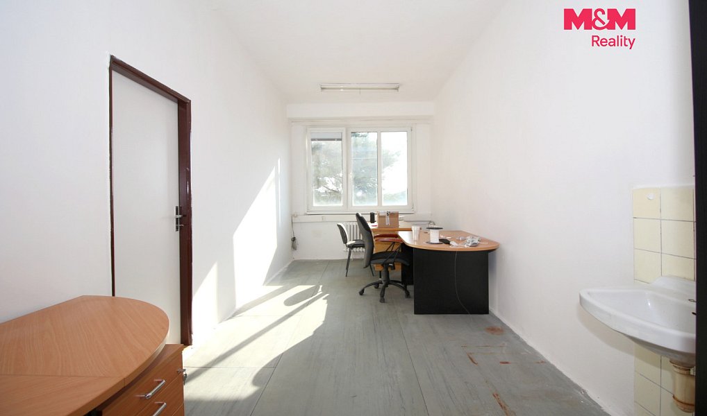 Pronájem kanceláře 163 m², Hradec Králové – náhled fotky 10