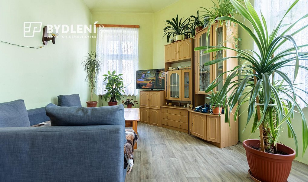 Prodej domu 330 m² s pozemkem 400 m², Teplice – náhled fotky 3