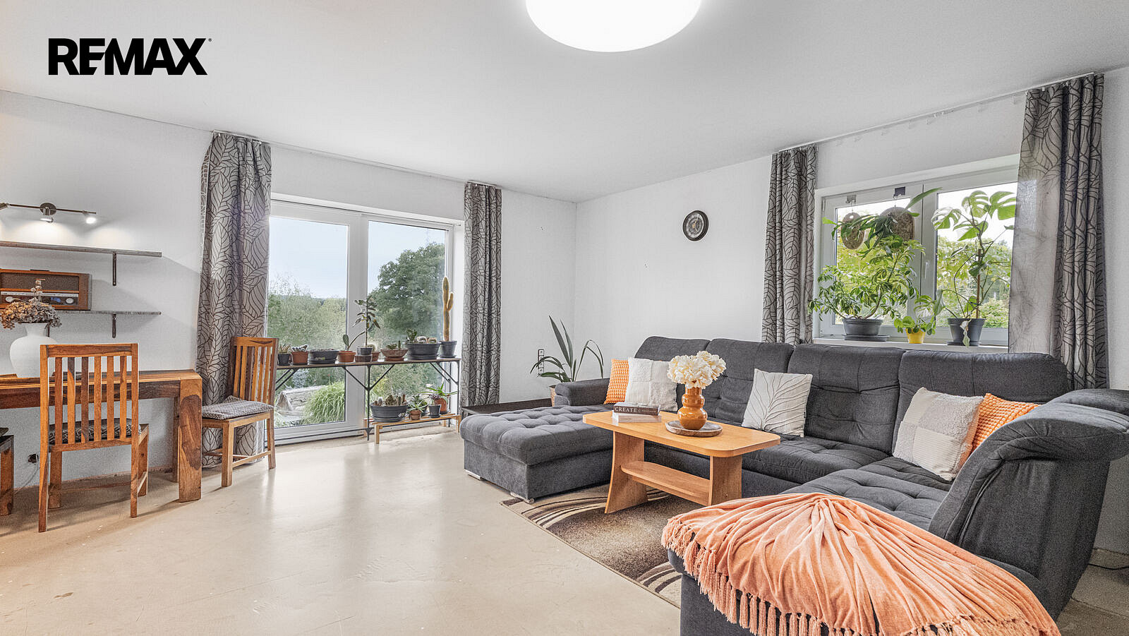 Prodej domu 145 m² s pozemkem 1 233 m² – fotografie 3