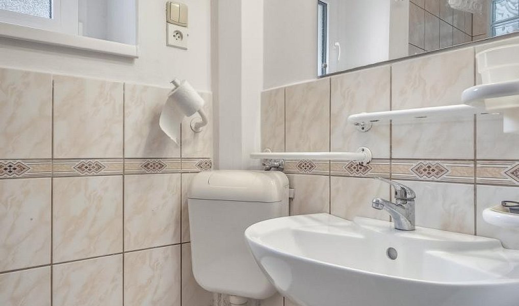 Pronájem bytu 1+1 33 m², Dubí – náhled fotky 6
