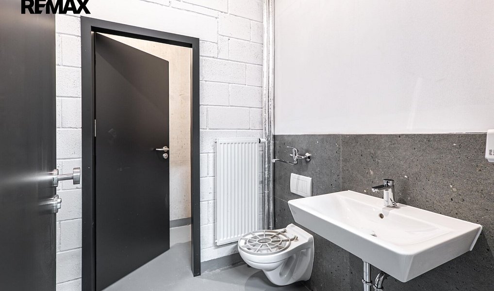 Prodej obchodních prostor 34 m², Praha – náhled fotky 9